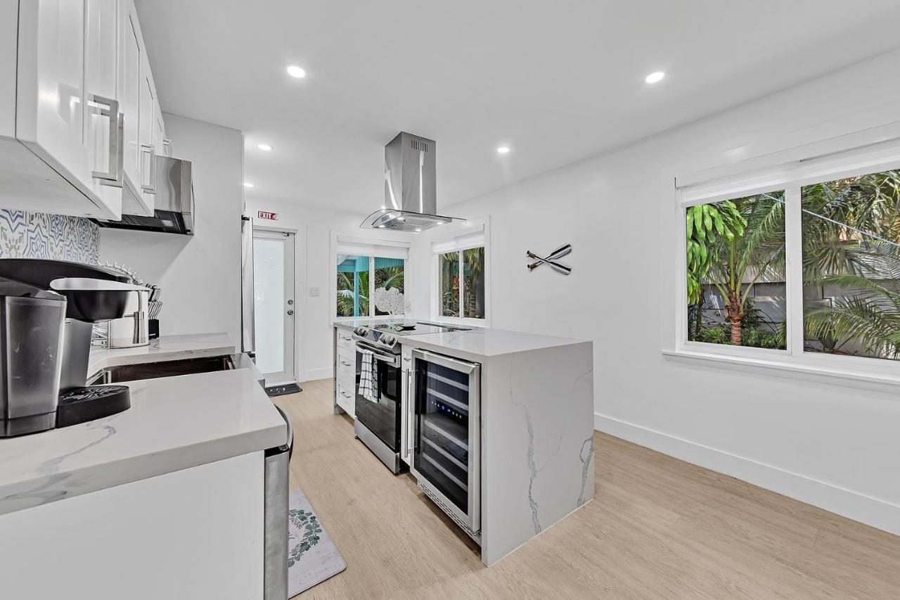 Welcome To Paradise! Secluded 4 Bed, 3 Bath, Pool フォート・ローダーデール エクステリア 写真
